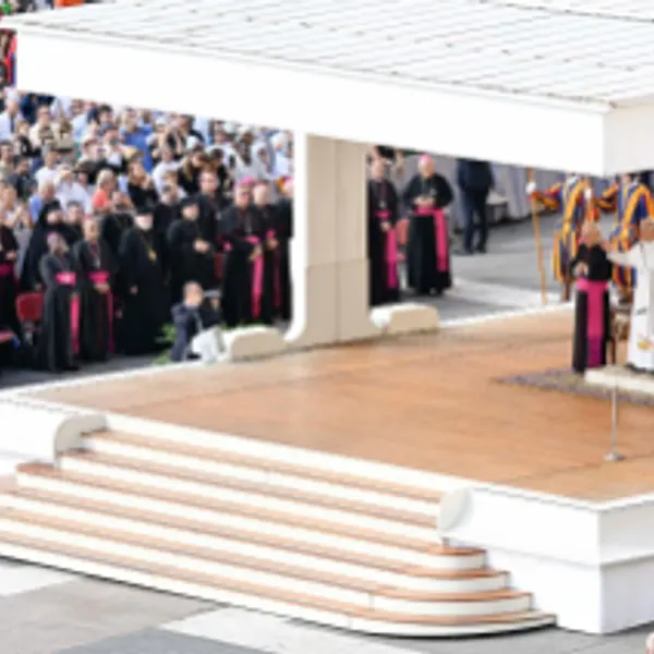 Ciclo de catequesis - Jubileo 2025. Jesucristo, nuestra esperanza.III. La Pascua de Jesús. 6. La muerte. «Un sepulcro nuevo, en el que nadie había sido depositado aún» (Jn 19,40-41)